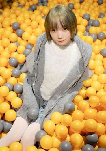 欧美美女大胆写真_BD英语完整版观看