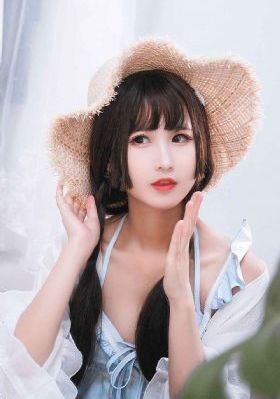 国产经典a√播放_JVID性感写真